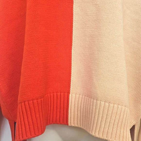 Kerri Rosenthal Heart Color Block V neck Sweater - Picture 8 of 8